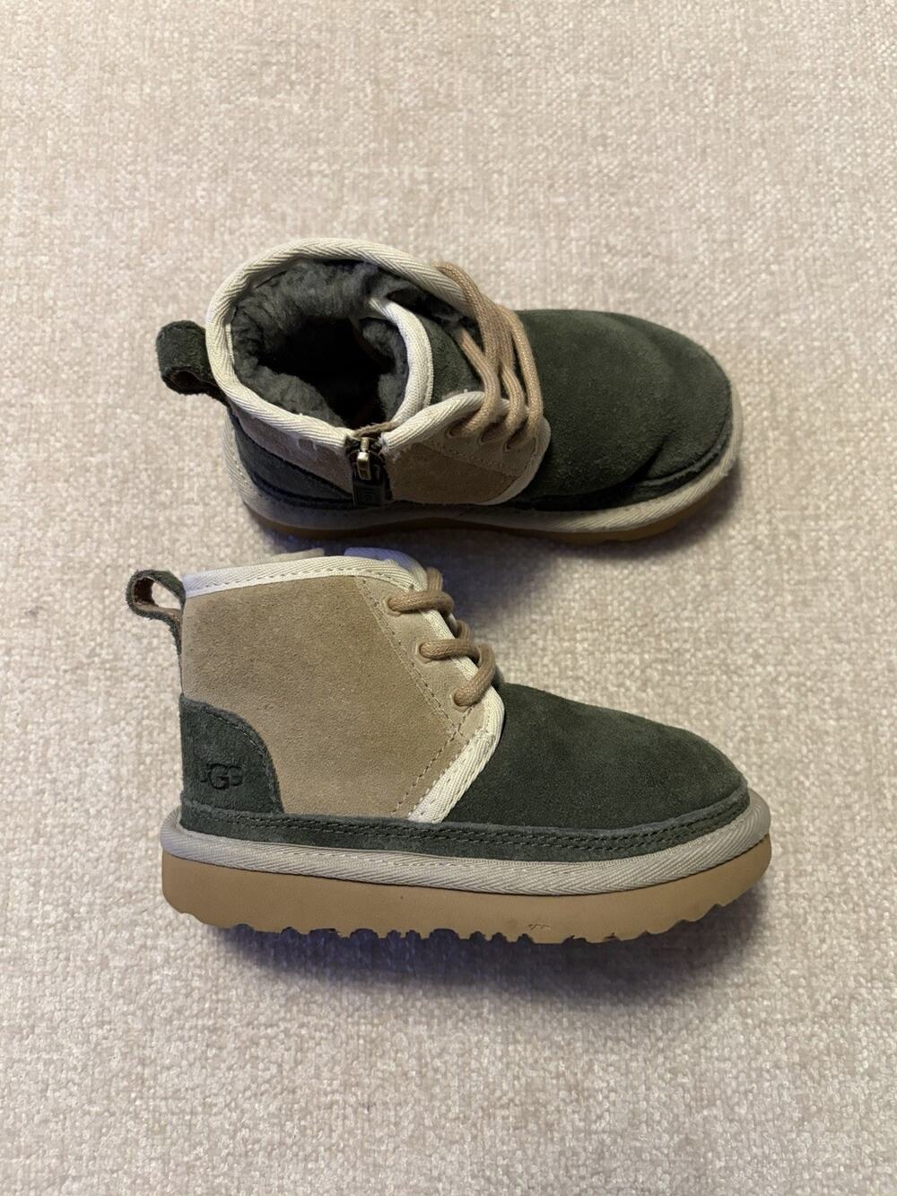 UGG Neumel Chukka Boots Toddler Size 9 Green Suede Wool Lined Treadlite 1017320K